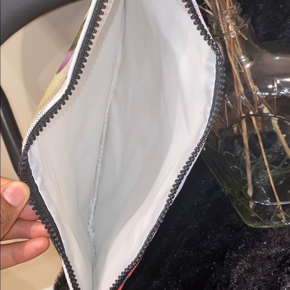 COPY - Sephora purse or makeup bag 💜 - Picture 7 of 8